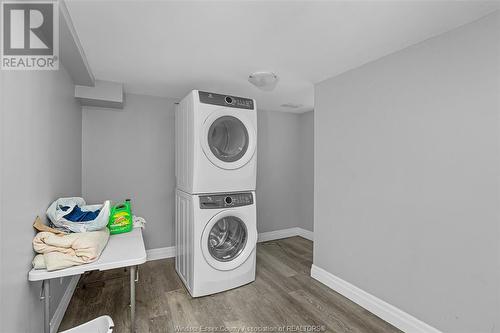 568 Tournier Street, Windsor, ON - Indoor Photo Showing Laundry Room