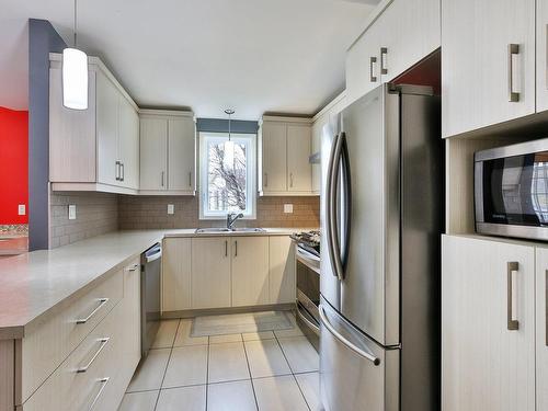 Cuisine - 1A Rue Viau, Saint-Jean-Sur-Richelieu, QC - Indoor Photo Showing Kitchen With Double Sink