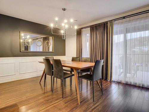 Dining room - 204-310 Ch. Louis-Dufour, Saint-Sauveur, QC - Indoor Photo Showing Dining Room