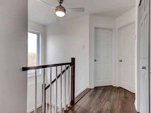 Passageway - 13 Rue Joseph-Bresse, Chambly, QC 