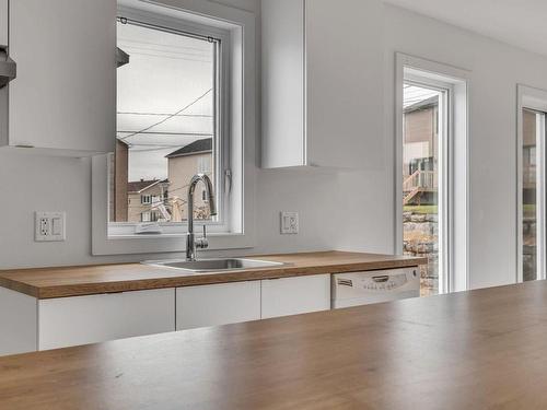 Overall view - 1193 Rue Du Calicot, Québec (La Haute-Saint-Charles), QC - Indoor Photo Showing Kitchen