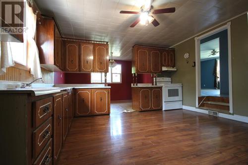 37 Pattys Arm Road, Conception Bay South, NL - Indoor Photo Showing Kitchen