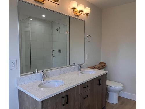 653 Hoffman Ave, Langford, BC - Indoor Photo Showing Bathroom