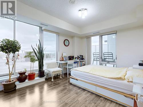 709 W - 565 Wilson Avenue, Toronto, ON - Indoor Photo Showing Bedroom