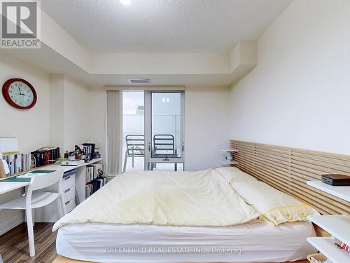 709 W - 565 Wilson Avenue, Toronto, ON - Indoor Photo Showing Bedroom