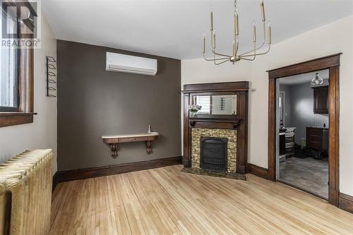 472 Wellington St E, Sault Ste. Marie, ON - Indoor Photo Showing Other Room With Fireplace