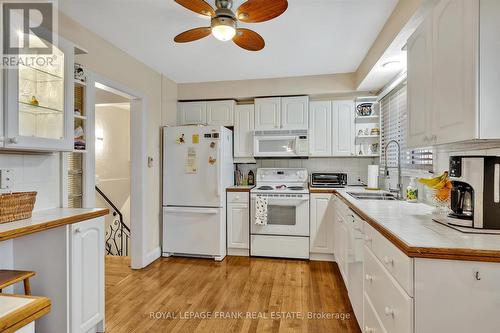 1365 Dobbin Avenue, Peterborough (Monaghan), ON - Indoor Photo Showing Kitchen With Double Sink