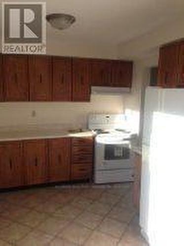 42 Coe Drive, Ajax, ON - Indoor Photo Showing Kitchen