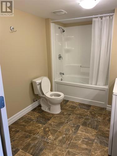 122 Smallwood Drive, Mount Pearl, NL - Indoor Photo Showing Bathroom