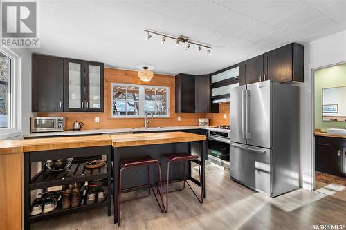 210-212 Watrous Street, Manitou Beach, SK - Indoor Photo Showing Kitchen