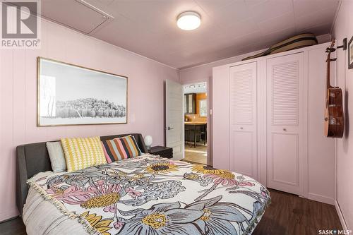 210-212 Watrous Street, Manitou Beach, SK - Indoor Photo Showing Bedroom