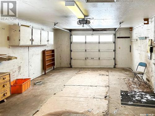 133 2Nd Street W, Lafleche, SK - Indoor Photo Showing Garage