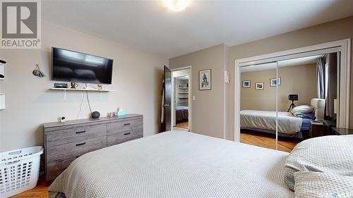 6814 1St Avenue N, Regina, SK - Indoor Photo Showing Bedroom