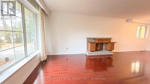 33 Hopperton Drive, Toronto, ON - Indoor Photo Showing Other Room