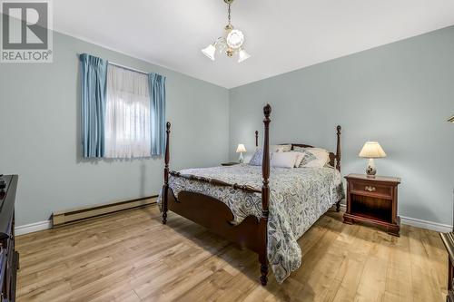 81 Carrick Drive, St. John'S, NL - Indoor Photo Showing Bedroom