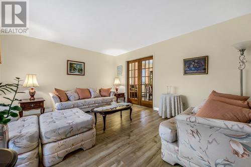 81 Carrick Drive, St. John'S, NL - Indoor Photo Showing Living Room