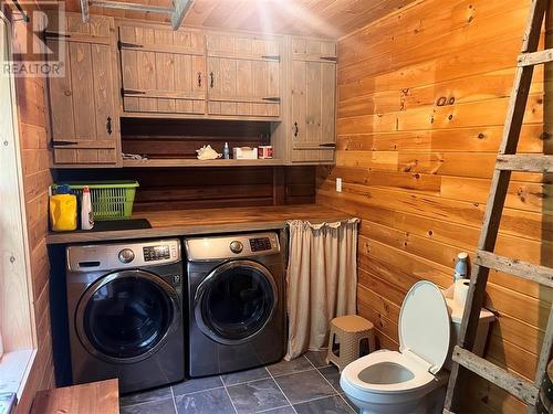 7 Main Street, Silverdale, NL - Indoor Photo Showing Laundry Room