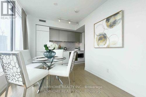 2812 - 85 Wood Street, Toronto, ON - Indoor Photo Showing Dining Room