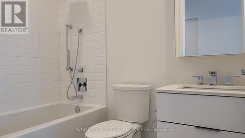 2313 - 25 Richmond Street E, Toronto, ON - Indoor Photo Showing Bathroom