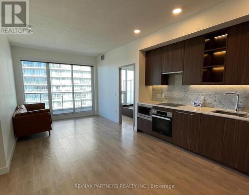 3509 - 95 Mcmahon Drive, Toronto, ON - Indoor Photo Showing Kitchen