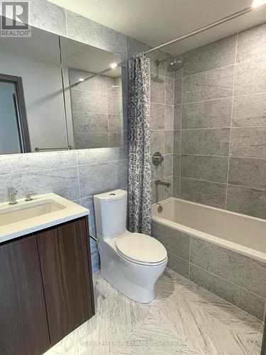 3509 - 95 Mcmahon Drive, Toronto, ON - Indoor Photo Showing Bathroom