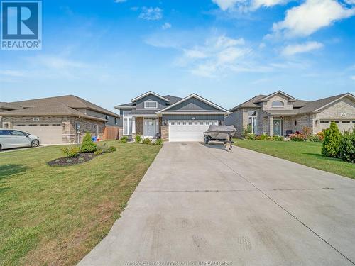 308 Patten Crescent, Amherstburg, ON - Outdoor With Facade