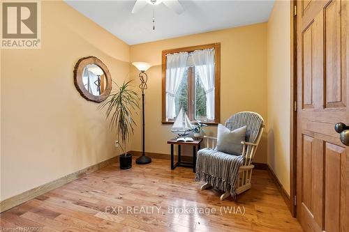 5 15Th Avenue, South Bruce Peninsula, ON - Indoor Photo Showing Other Room