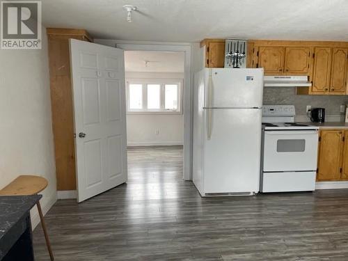 385 Oceanview Drive, Marches Point, NL - Indoor Photo Showing Kitchen