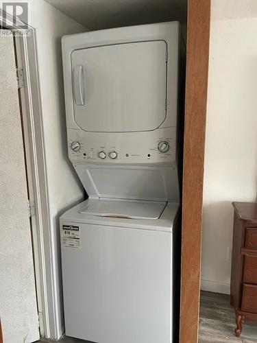 385 Oceanview Drive, Marches Point, NL - Indoor Photo Showing Laundry Room