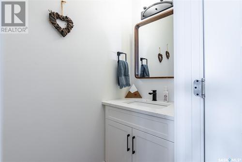 68 Meadowlark Crescent, Blucher Rm No. 343, SK - Indoor Photo Showing Bathroom