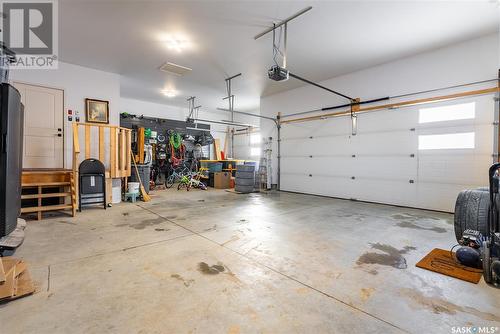 68 Meadowlark Crescent, Blucher Rm No. 343, SK - Indoor Photo Showing Garage