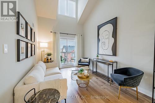 3 - 16 Petra Way, Whitby (Pringle Creek), ON - Indoor Photo Showing Living Room