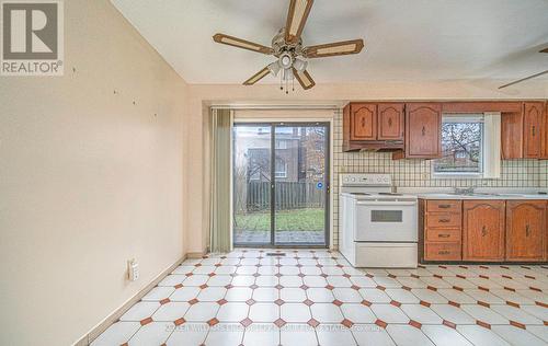 6 Maitland Drive, Markham (Milliken Mills West), ON - Indoor Photo Showing Kitchen