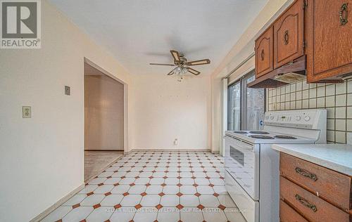 6 Maitland Drive, Markham (Milliken Mills West), ON - Indoor Photo Showing Kitchen