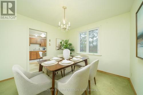 1085 Prince Philip Court, London, ON - Indoor Photo Showing Dining Room