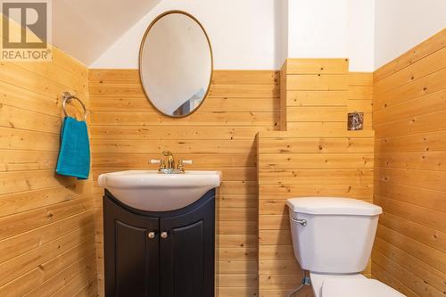 27 Armstrong Avenue, Corner Brook, NL - Indoor Photo Showing Bathroom