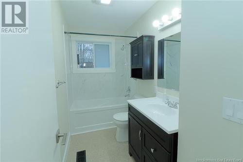 110 Fraser Avenue, Fredericton, NB - Indoor Photo Showing Bathroom