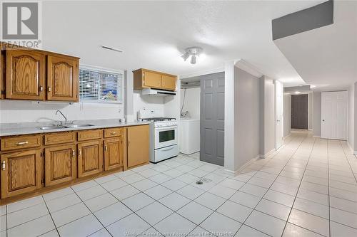 1279 Tourangeau, Windsor, ON - Indoor Photo Showing Kitchen