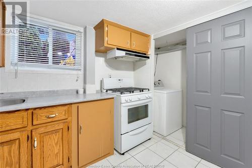 1279 Tourangeau, Windsor, ON - Indoor Photo Showing Kitchen