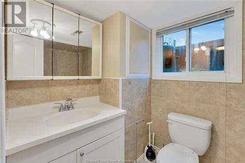 1279 Tourangeau, Windsor, ON - Indoor Photo Showing Bathroom