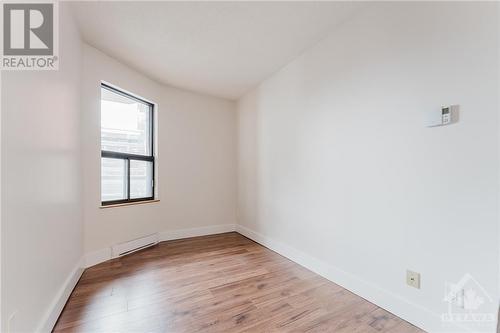 556 Laurier Avenue W Unit#906, Ottawa, ON - Indoor Photo Showing Other Room