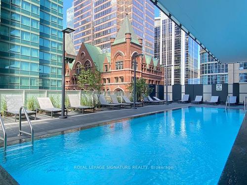 2612-25 Richmond St E, Toronto, ON - Outdoor With In Ground Pool