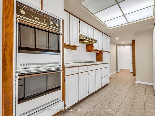 303-85 Skymark Dr, Toronto, ON - Indoor Photo Showing Kitchen