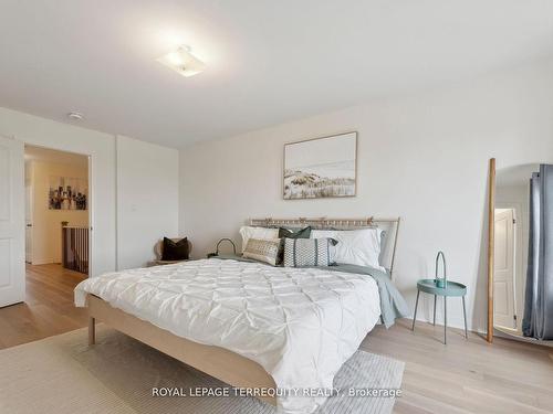 112 Sailors Landing, Clarington, ON - Indoor Photo Showing Bedroom