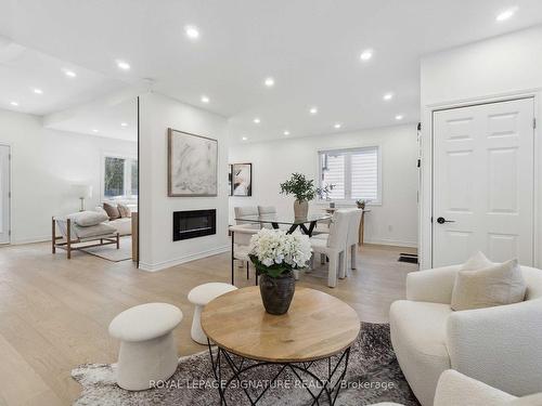 23 Albert St, Cambridge, ON - Indoor Photo Showing Living Room With Fireplace