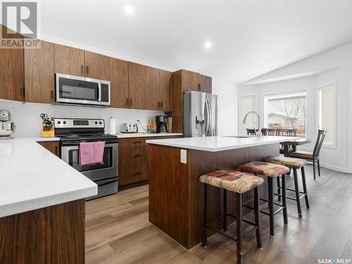 1655 Rousseau Crescent, Regina, SK - Indoor Photo Showing Kitchen With Upgraded Kitchen