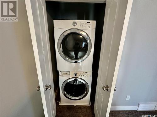 6264 Little Pine Loop, Regina, SK - Indoor Photo Showing Laundry Room