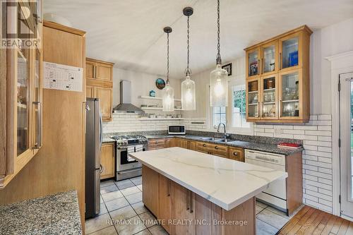 1896 Woodview Avenue, Pickering, ON - Indoor Photo Showing Kitchen With Double Sink