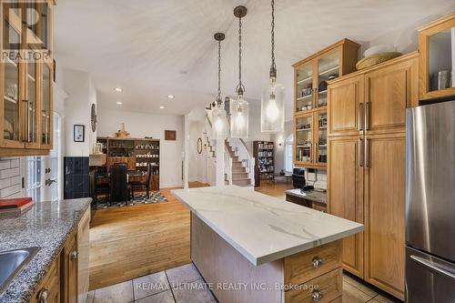 1896 Woodview Avenue, Pickering, ON - Indoor Photo Showing Kitchen With Upgraded Kitchen