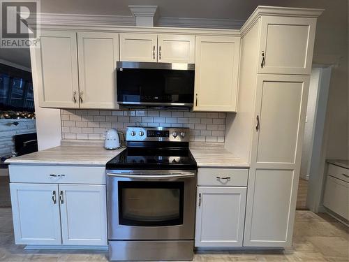 29 Lindbergh Crescent, Mount Pearl, NL - Indoor Photo Showing Kitchen